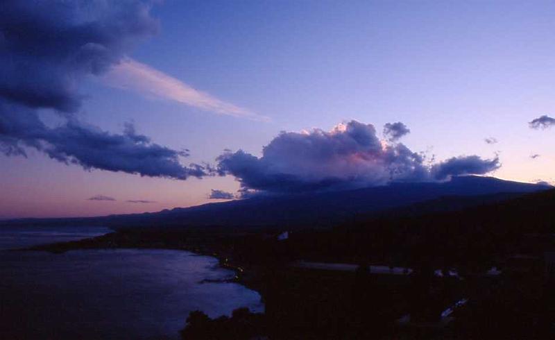 43-Taormina,Etna al tramonto,12 aprile 1998.jpg